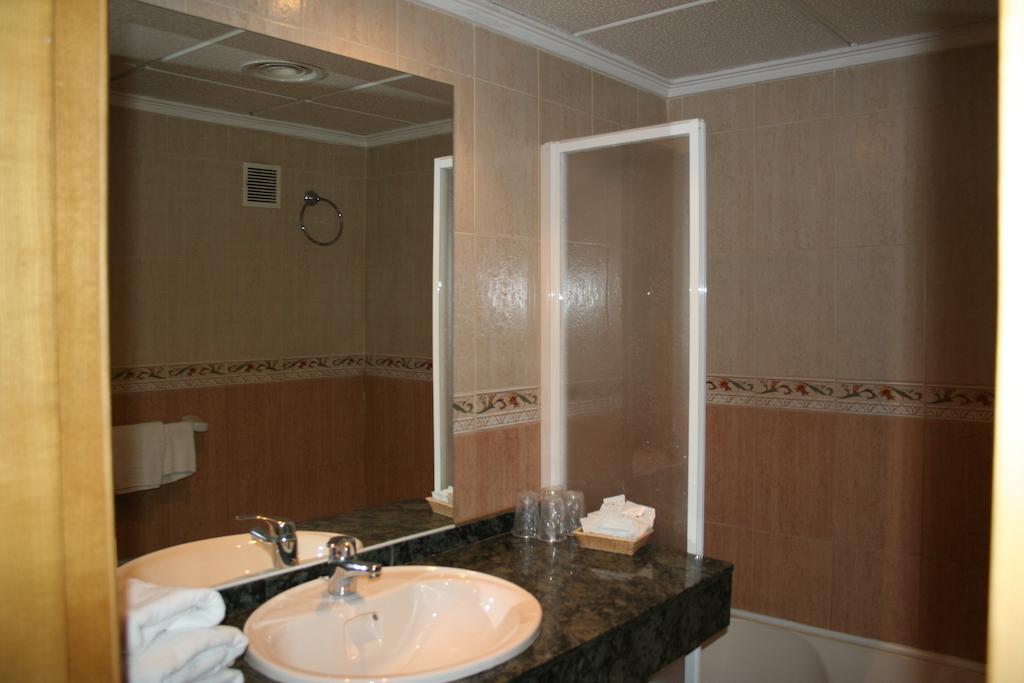 Hotel Austria 76 Sagunto Oda fotoğraf