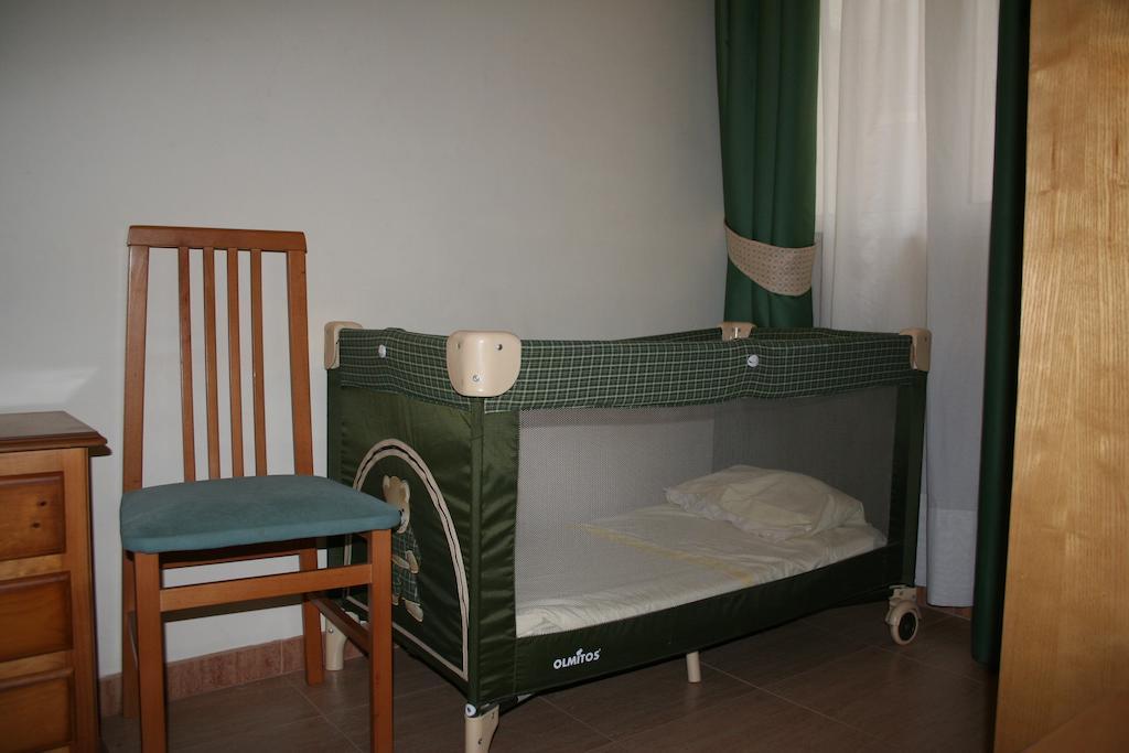 Hotel Austria 76 Sagunto Oda fotoğraf